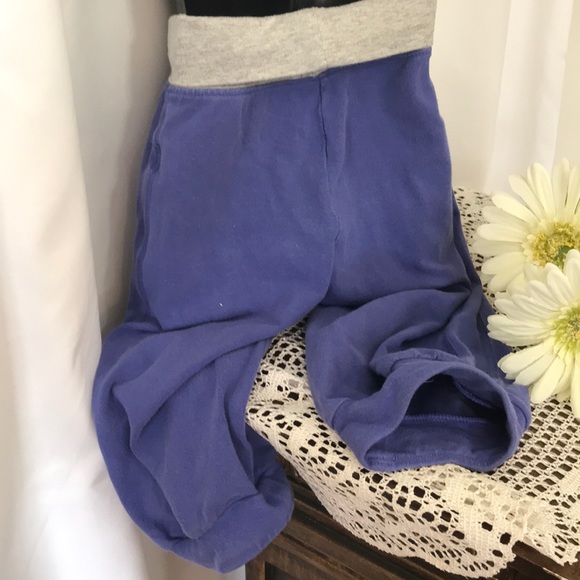 Nike Lounge Capris - Picture 3 of 4